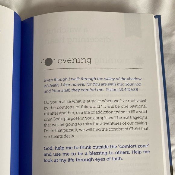 Beth Moore’s Blessed mornings & Restful nights - Picture 6 of 6